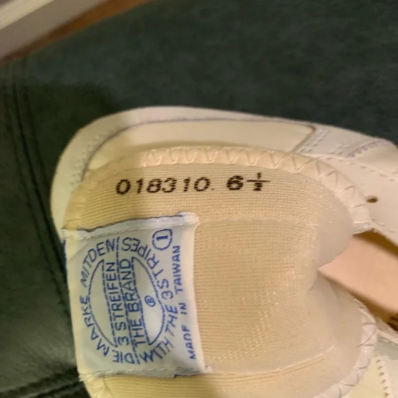 Adidas Off-White  Vintage Jupiter Sneakers with Subtle Blue Details - Picture 4 of 10